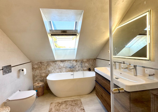 Prenájom krásny 3 izbový byt, terasa, Staré mesto