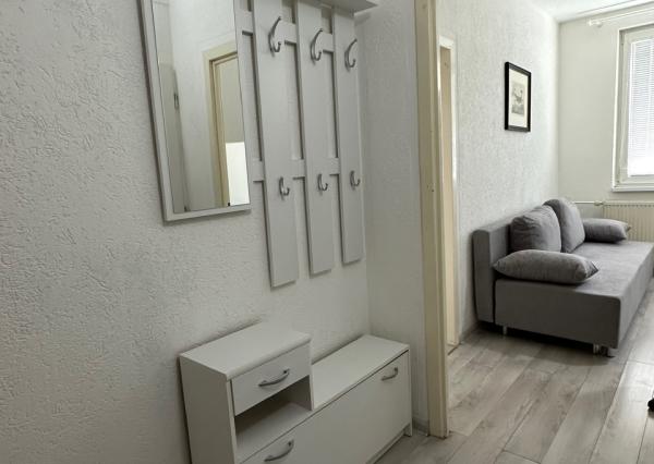 Predaj kompletne zariadený 1 izbový byt, Klokočina