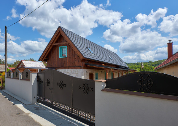Predaj 4 izbová kamenná chalupa/vidiecky dom, Veľká Lehota, okres Žarnovica. NOVÁ CENA!