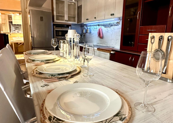 Predaj  2 izbový byt, 62m2, úplné centrum mesta, EXKLUZÍVNE!