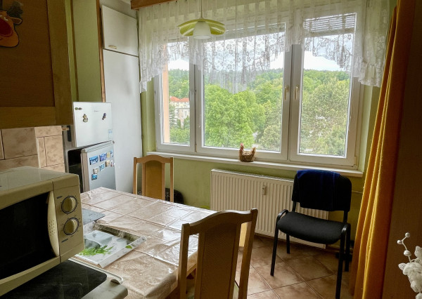 Predaj veľký 2.izbový byt, balkón, Sliač