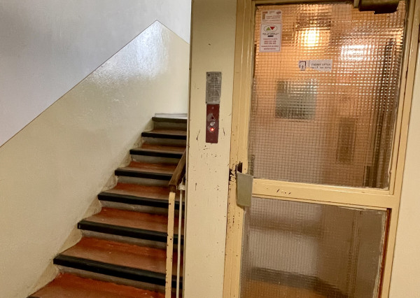 Predaj veľký 2.izbový byt, balkón, Sliač