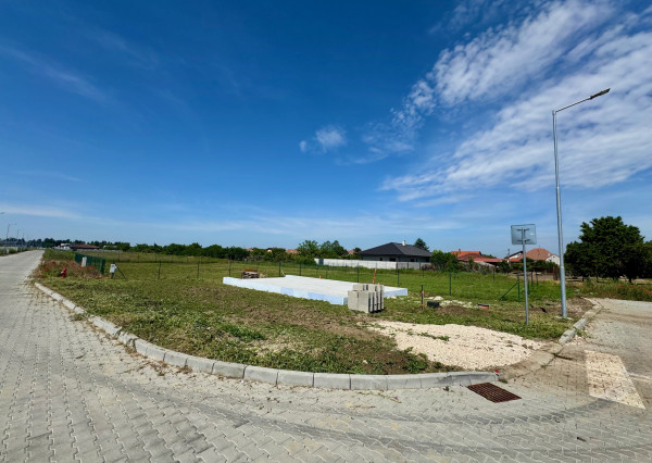 Predaj 4 izbový rodinný dom, novostavba, 3,6á pozemok