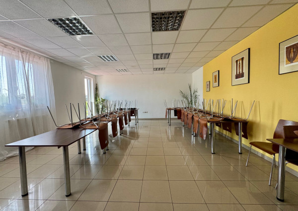 Predaj zabehnutá reštaurácia a penzión, Veľký Lapáš, 19á pozemok