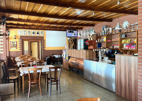 Predaj zabehnutá reštaurácia a penzión, Veľký Lapáš, 19á pozemok