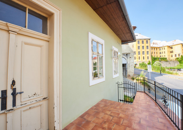 Predaj krásny 2 izbový apartmán, historické centrum