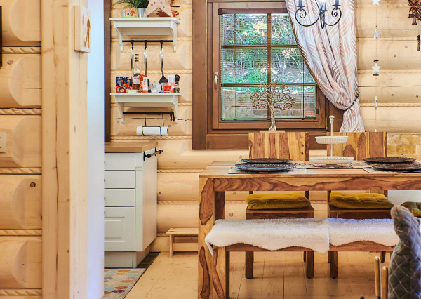 Predaj 4 izbový zrub pri lese, 7,5á pozemok, Nízke Tatry, EXKLUZÍVNE!