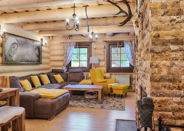 Predaj 4 izbový zrub pri lese, 7,5á pozemok, Nízke Tatry, EXKLUZÍVNE!