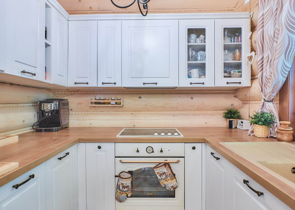 Predaj 4 izbový zrub pri lese, 7,5á pozemok, Nízke Tatry, EXKLUZÍVNE!