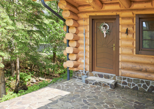 Predaj 4 izbový zrub pri lese, 7,5á pozemok, Nízke Tatry, EXKLUZÍVNE!