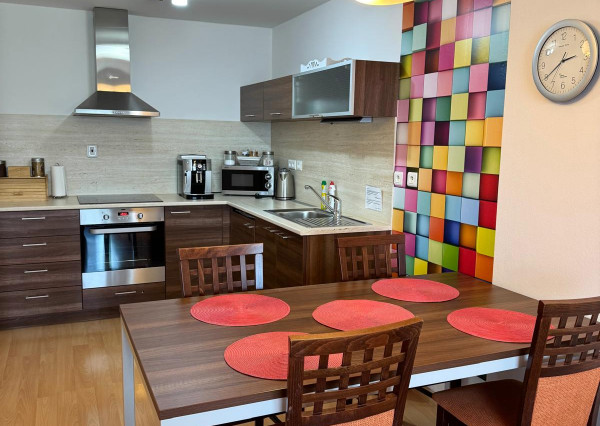 Predaj 2izbový apartmán Donovaly, 64m2, garáž v cene