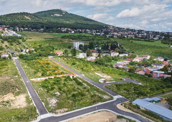 Predaj stavebný pozemok, novovybudovaná lukratívna lokalita, Šindolka- Zobor