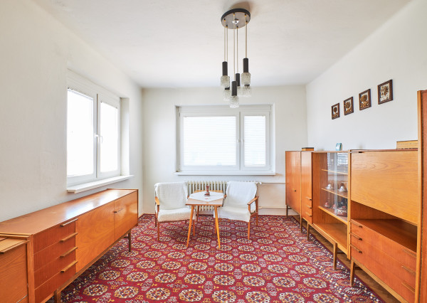 Predaj 4 izbový rodinný dom, garáž, 7,3á pozemok, Zobor