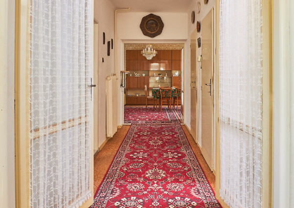 Predaj 4 izbový rodinný dom, garáž, 7,3á pozemok, Zobor