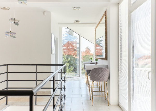 Prenájom reprezentatívne kancelárske priestory, Zobor, 6x parkovacie miesto