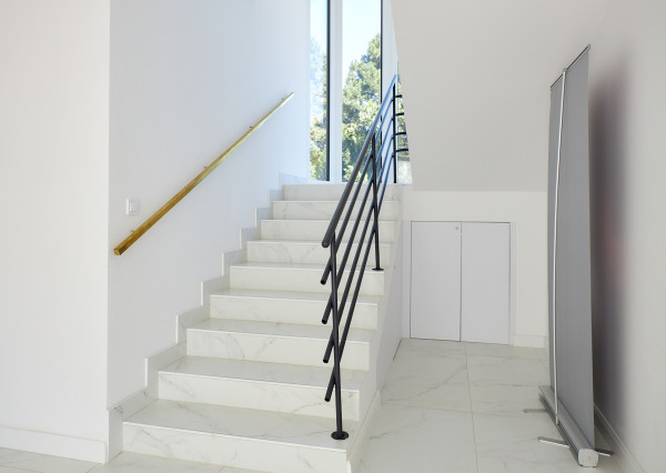 Prenájom reprezentatívne kancelárske priestory, Zobor, 6x parkovacie miesto