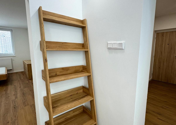 Predaj 2 izbový byt Kremnica, tehla, úplne nová rekonštrukcia, NOVÁ CENA!