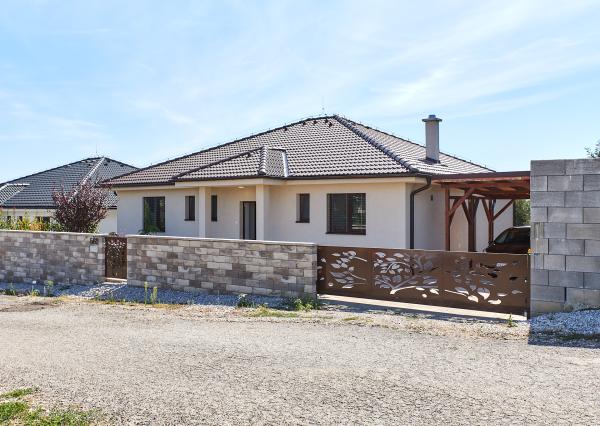 Predaj 4izb.RD, 5-ročná novostavba, pozemok 6á, M.Lapáš REZERVOVANÉ!