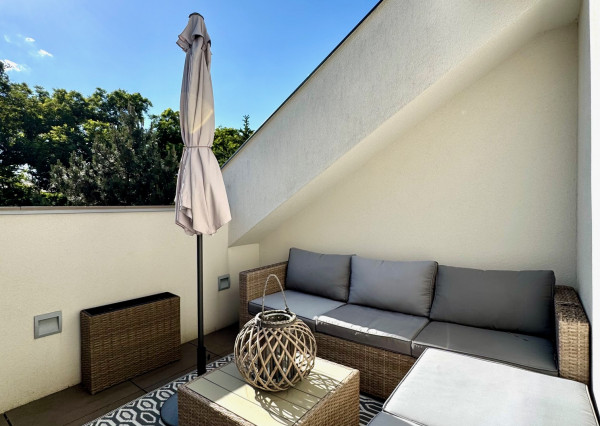 Prenájom krásny 3 izbový byt, terasa, Staré mesto