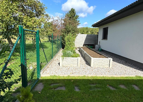 Predaj 3izbový RD, 15 min. od Piešťan, 8,5á pozemok EXKLUZÍVNE!