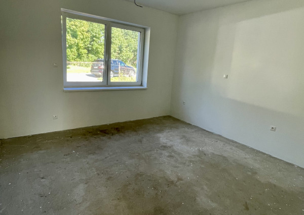 Predaj 4.izbový rodinný dom,novostavba, Mojmírovce 14km od NR