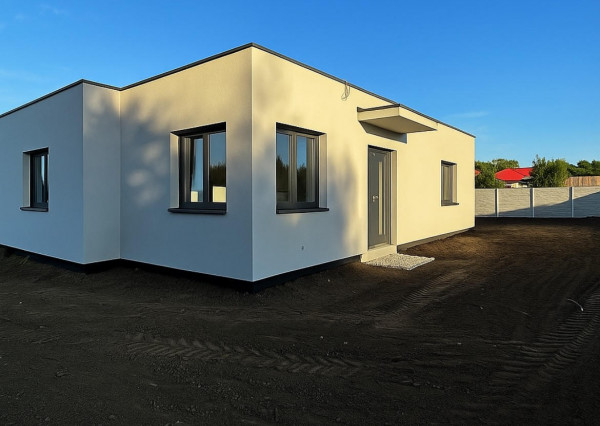 Predaj 4.izbový rodinný dom,novostavba, Mojmírovce 14km od NR