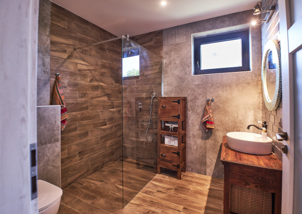 Predaj 5 izbový RD pri lese, pozemok 10á, EXKLUZÍVNE!