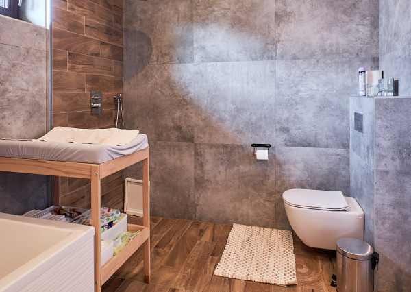 Predaj 5 izbový RD pri lese, pozemok 10á, EXKLUZÍVNE!