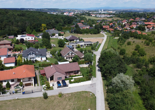 Predaj 5 izbový RD pri lese, pozemok 10á, EXKLUZÍVNE!