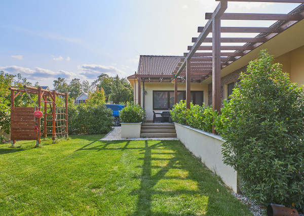 Predaj 5 izbový RD pri lese, pozemok 10á, EXKLUZÍVNE!