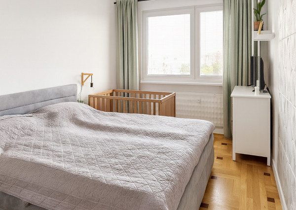 Predaj krásny 3 izbový byt, Klokočina, 78m2, loggia, pivnica