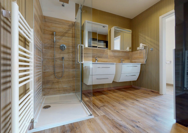 Prenájom luxusný apartmán v centre Nitry, terasa 70 m2