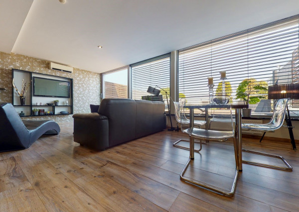 Prenájom luxusný apartmán v centre Nitry, terasa 70 m2