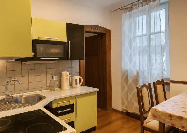 Predaj 3 izb. byt 91 m2 so záhradkou, Leopoldov