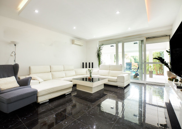 Predaj 4izbový RD Chorvátsky Grob, krásna lokalita, EXKLUZÍVNE!