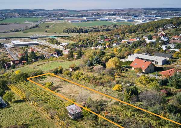 Predaj stavebný pozemok, Zobor, 10á pozemok, krásne výhľady