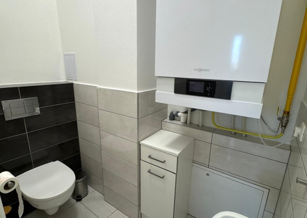 Prenájom 4izbový byt, terasa, dve parkovacie miesta, zariadený