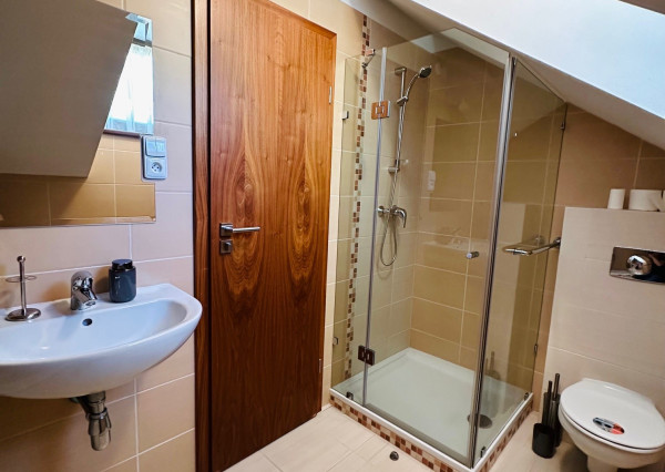 Prenájom chata Donovaly, parkovanie, dlhodobý prenájom