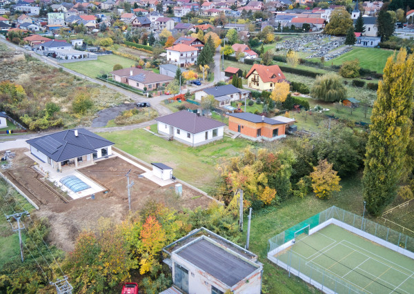 Predaj rovinatý stavebný pozemok, 656 m2, Štitáre