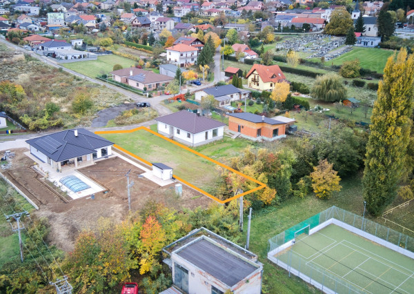 Predaj rovinatý stavebný pozemok, 656 m2, Štitáre