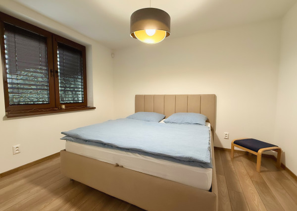 Predaj krásny zariadený 4 izbový rodinný dom, bazén, 760m2 pozemok