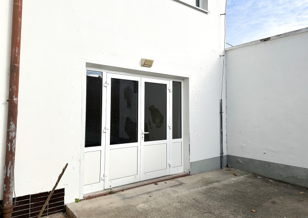 Prenájom obchodné/kancelárske priestory, Staré Mesto, parkovanie