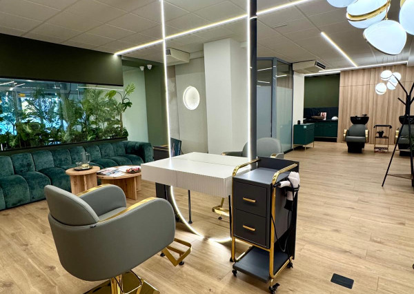 Ponuka partnerstva - alternatívne postúpenie exkluzívneho salónu krásy Nitra