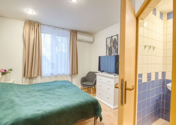 Predaj veľkometrážny 3 izbový byt, 2x kúpeľňa, 2x balkón, tehla