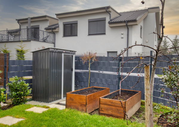 Prenájom krásny 3 izbový byt, parkovanie, záhrada, Podunajské Biskupice