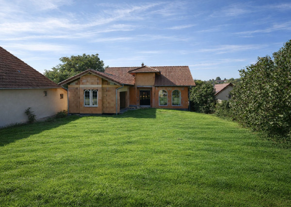 Predaj 5 izbový rodinný dom v americkom štýle, pozemok 19á, Beladice