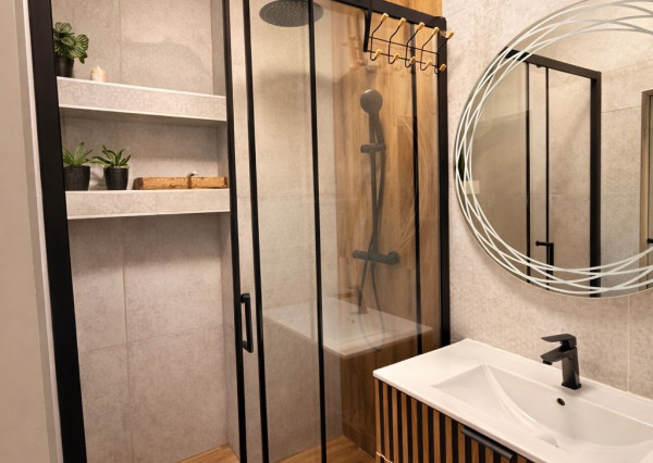 Prenájom krásny 2 izbový byt, Staré Mesto