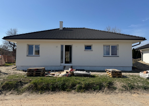 Predaj 4 izbový rodinný dom, novostavba, 435m2 pozemok