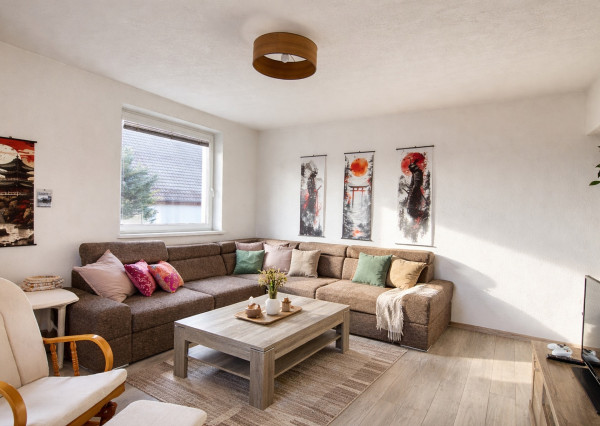 Predaj 4 izbový rodinný dom, zariadený, krásny 13á pozemok