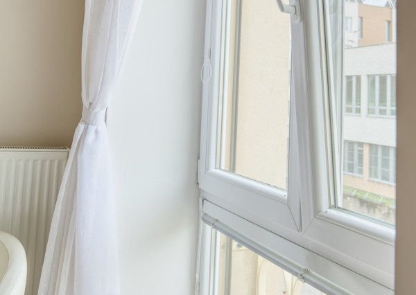 Predaj nadštandardný 3 izbový byt, centrum mesta, tehlová bytovka